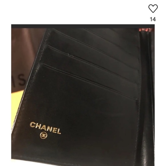 Chanel authentic Black patent leather - Picture 3 of 6